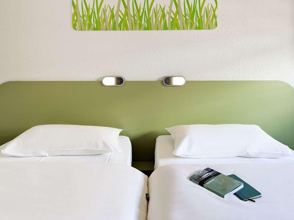 Ibis Budget Concarneau Δωμάτιο φωτογραφία